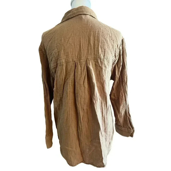 H&M TEXTURED BUTTON TAUPE WOMENS SHIRT FRONT POCKETS SIZE SMALL - Picture 6 of 8
